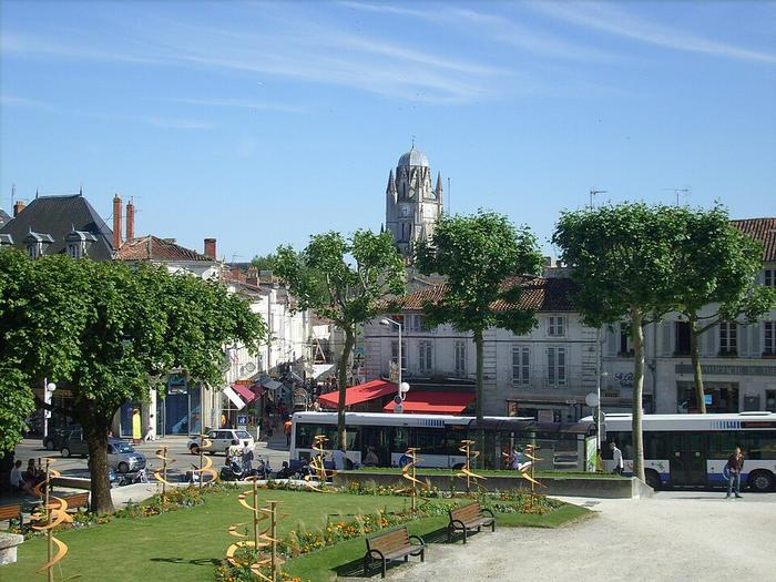 Saintes - Immobilier - CENTURY 21 K.P.I . - centre-ville