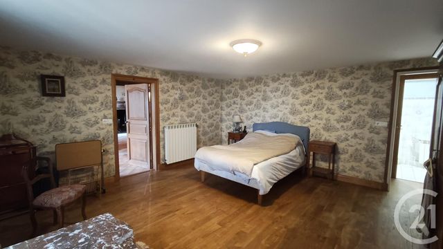 maison à vendre - 7 pièces - 205.6 m2 - RETAUD - 17 - POITOU-CHARENTES - Century 21 Agence De L'Europe