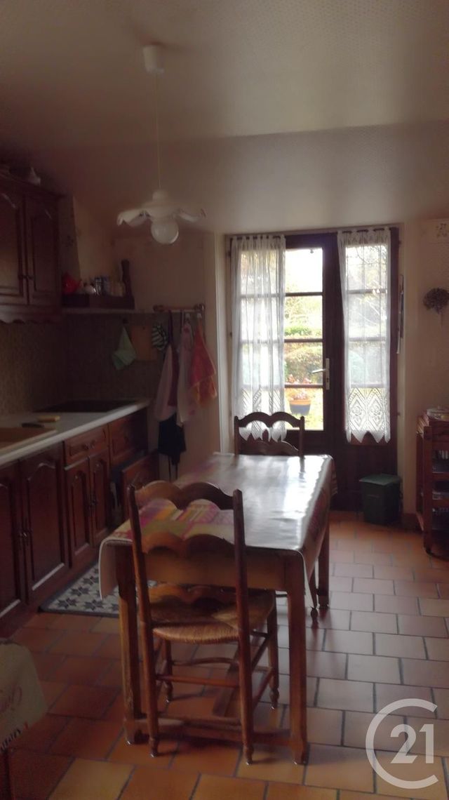 maison à vendre - 7 pièces - 205.6 m2 - RETAUD - 17 - POITOU-CHARENTES - Century 21 Agence De L'Europe