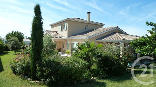 maison à vendre - 6 pièces - 157.43 m2 - PESSINES - 17 - POITOU-CHARENTES - Century 21 Agence De L'Europe