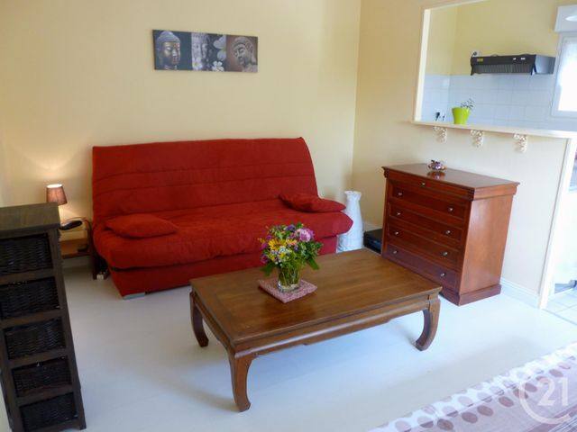 maison à vendre - 4 pièces - 90.0 m2 - SAINTES - 17 - POITOU-CHARENTES - Century 21 Agence De L'Europe