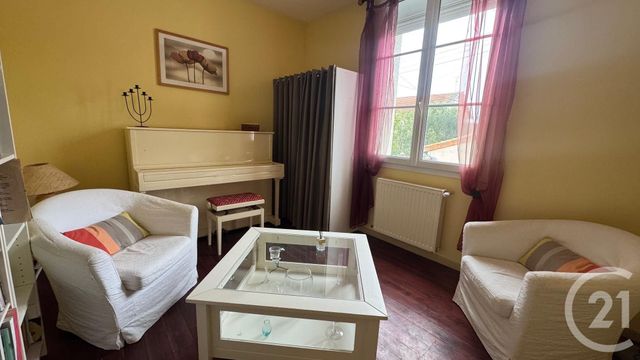 maison à vendre - 4 pièces - 90.0 m2 - SAINTES - 17 - POITOU-CHARENTES - Century 21 Agence De L'Europe