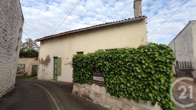 Afficher la photo en grand maison à vendre - 8 pièces - 142.7 m2 - SAINTES - 17 - POITOU-CHARENTES - Century 21 Agence De L'Europe