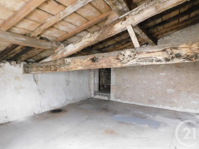 Afficher la photo en grand maison à vendre - 8 pièces - 142.7 m2 - SAINTES - 17 - POITOU-CHARENTES - Century 21 Agence De L'Europe