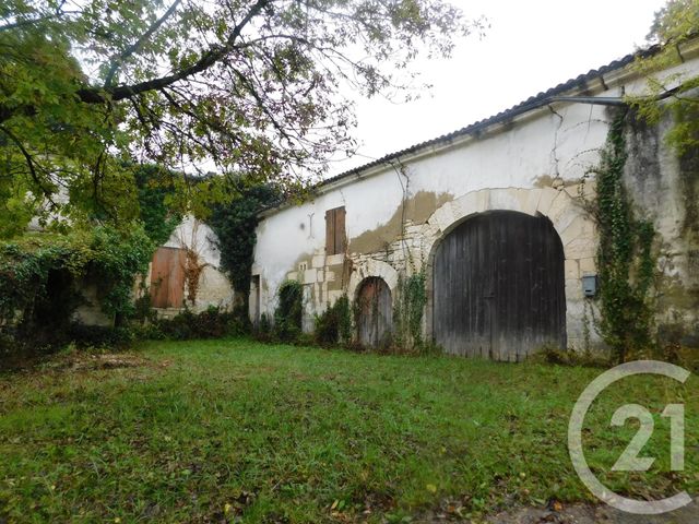 Afficher la photo en grand maison à vendre - 4 pièces - 221.0 m2 - BERNEUIL - 17 - POITOU-CHARENTES - Century 21 Agence De L'Europe