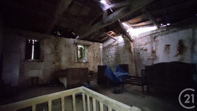 Afficher la photo en grand maison à vendre - 4 pièces - 221.0 m2 - BERNEUIL - 17 - POITOU-CHARENTES - Century 21 Agence De L'Europe
