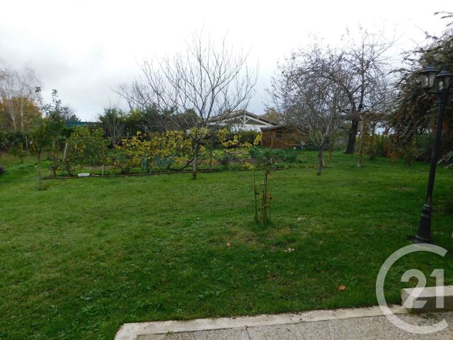 maison à vendre - 5 pièces - 129.0 m2 - ST GEORGES DES COTEAUX - 17 - POITOU-CHARENTES - Century 21 Agence De L'Europe maison à vendre - 5 pièces - 129.0 m2 - ST GEORGES DES COTEAUX - 17 - POITOU-CHARENTES - Century 21 Agence De L'Europe