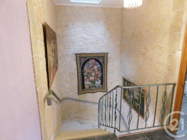 maison à vendre - 5 pièces - 123.0 m2 - SAINTES - 17 - POITOU-CHARENTES - Century 21 Agence De L'Europe maison à vendre - 5 pièces - 123.0 m2 - SAINTES - 17 - POITOU-CHARENTES - Century 21 Agence De L'Europe