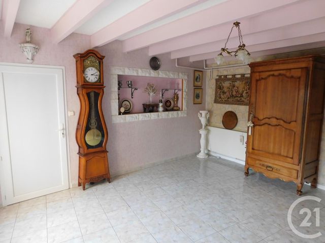 maison à vendre - 5 pièces - 123.0 m2 - SAINTES - 17 - POITOU-CHARENTES - Century 21 Agence De L'Europe maison à vendre - 5 pièces - 123.0 m2 - SAINTES - 17 - POITOU-CHARENTES - Century 21 Agence De L'Europe