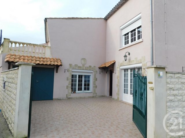 maison à vendre - 5 pièces - 123.0 m2 - SAINTES - 17 - POITOU-CHARENTES - Century 21 Agence De L'Europe maison à vendre - 5 pièces - 123.0 m2 - SAINTES - 17 - POITOU-CHARENTES - Century 21 Agence De L'Europe