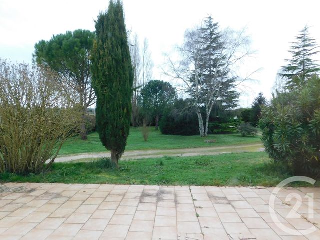 maison à vendre - 7 pièces - 224.38 m2 - ST VAIZE - 17 - POITOU-CHARENTES - Century 21 Agence De L'Europe maison à vendre - 7 pièces - 224.38 m2 - ST VAIZE - 17 - POITOU-CHARENTES - Century 21 Agence De L'Europe
