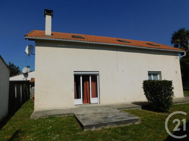 Afficher la photo en grand maison à vendre - 5 pièces - 120.6 m2 - SAINTES - 17 - POITOU-CHARENTES - Century 21 Agence De L'Europe