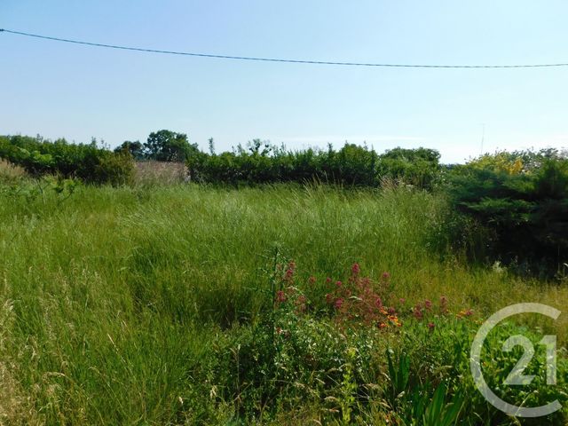 terrain à vendre - 800.0 m2 - CHANIERS - 17 - POITOU-CHARENTES - Century 21 Agence De L'Europe terrain à vendre - 800.0 m2 - CHANIERS - 17 - POITOU-CHARENTES - Century 21 Agence De L'Europe