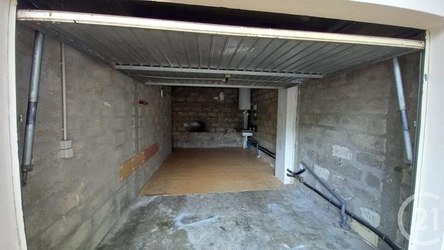 Appartement F2 à louer - 2 pièces - 43.06 m2 - SAINTES - 17 - POITOU-CHARENTES - Century 21 Agence De L'Europe