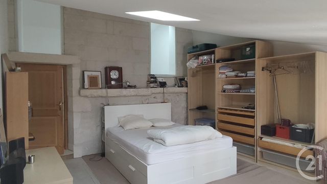 Appartement F5 à vendre - 6 pièces - 157.0 m2 - SAINTES - 17 - POITOU-CHARENTES - Century 21 Agence De L'Europe