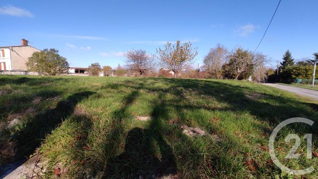 terrain à vendre - 796.0 m2 - SAINTES - 17 - POITOU-CHARENTES - Century 21 Agence De L'Europe