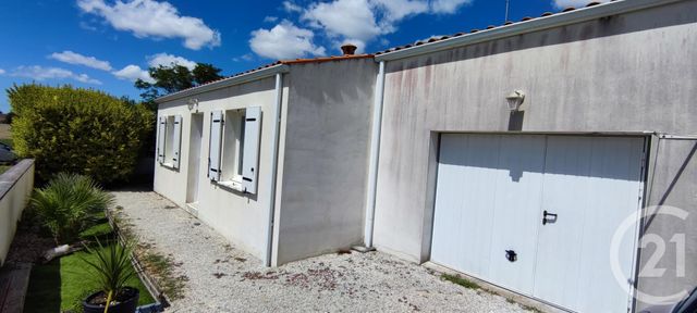 maison à vendre - 5 pièces - 85.82 m2 - CORME ROYAL - 17 - POITOU-CHARENTES - Century 21 Agence De L'Europe