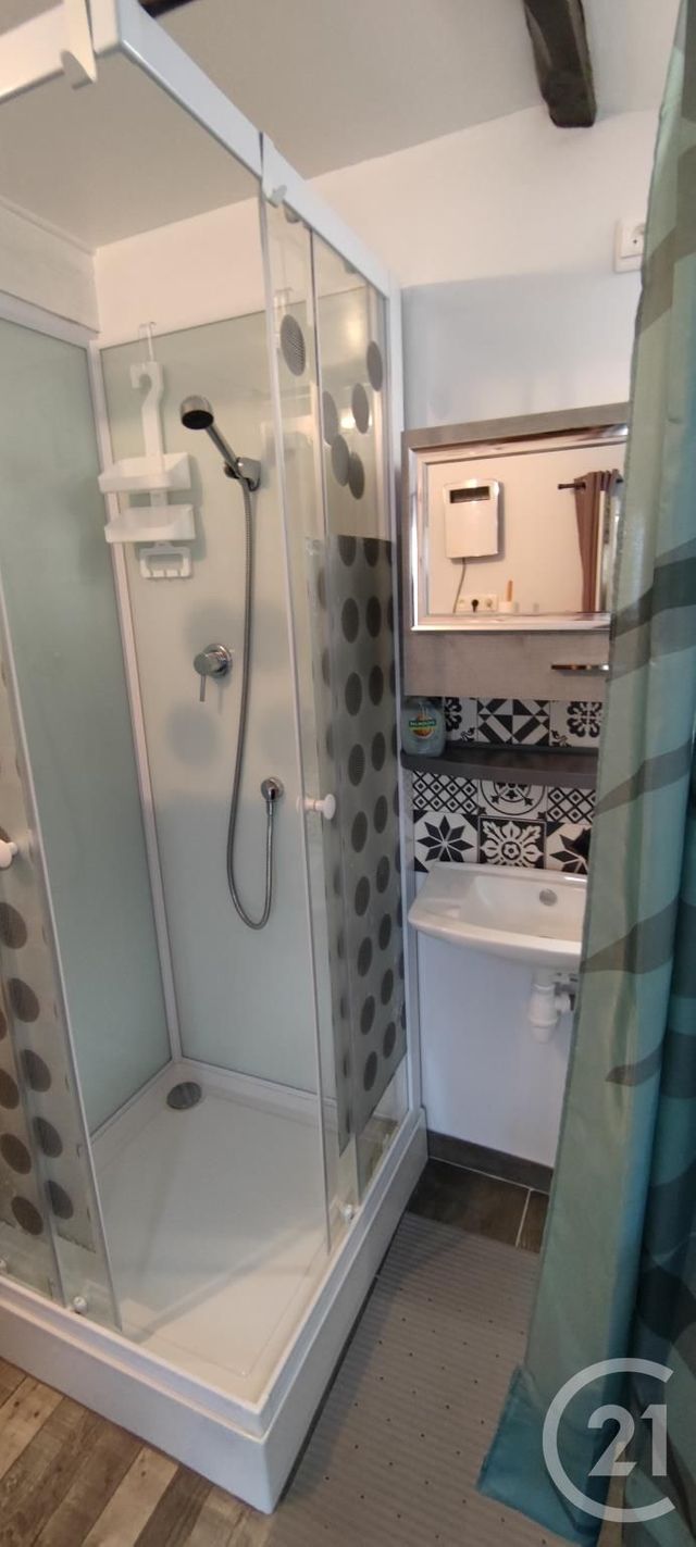 maison à vendre - 7 pièces - 132.17 m2 - ST GEORGES DES COTEAUX - 17 - POITOU-CHARENTES - Century 21 Agence De L'Europe