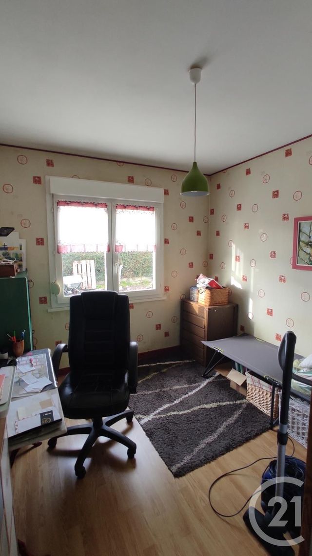 maison à vendre - 7 pièces - 132.17 m2 - ST GEORGES DES COTEAUX - 17 - POITOU-CHARENTES - Century 21 Agence De L'Europe