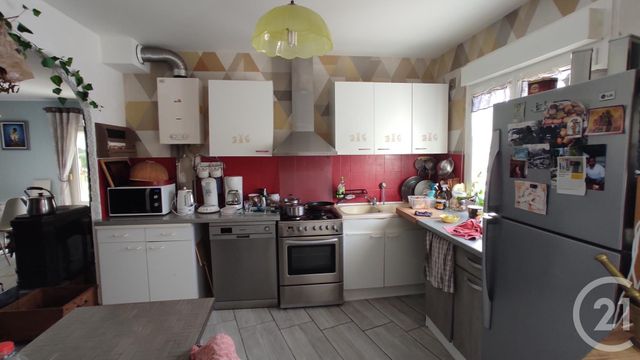 maison à vendre - 7 pièces - 132.17 m2 - ST GEORGES DES COTEAUX - 17 - POITOU-CHARENTES - Century 21 Agence De L'Europe