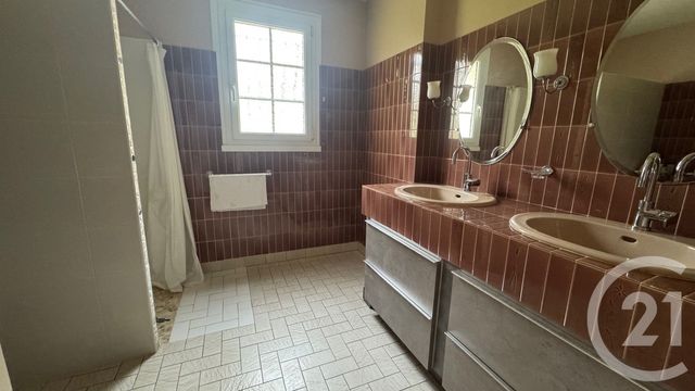 maison à vendre - 4 pièces - 114.8 m2 - FONTCOUVERTE - 17 - POITOU-CHARENTES - Century 21 Agence De L'Europe