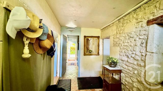 Afficher la photo en grand maison à vendre - 10 pièces - 253.87 m2 - CHERAC - 17 - POITOU-CHARENTES - Century 21 Agence De L'Europe
