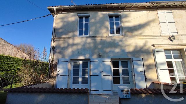 maison à vendre - 3 pièces - 70.66 m2 - BALANZAC - 17 - POITOU-CHARENTES - Century 21 Agence De L'Europe