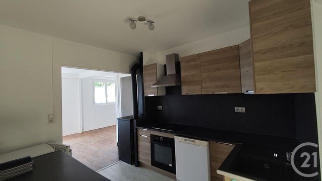 maison à vendre - 5 pièces - 80.7 m2 - SAINTES - 17 - POITOU-CHARENTES - Century 21 Agence De L'Europe