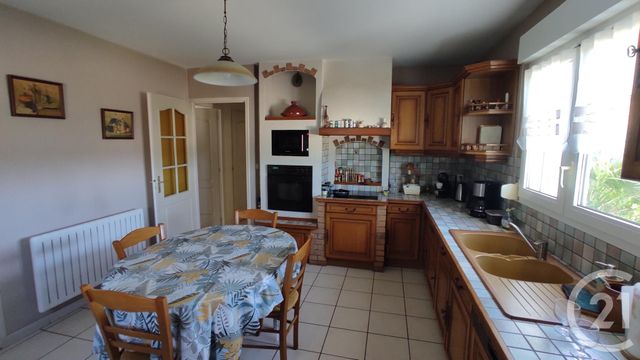 maison à vendre - 4 pièces - 119.6 m2 - SAINTES - 17 - POITOU-CHARENTES - Century 21 Agence De L'Europe