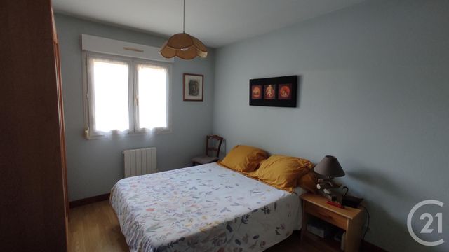 maison à vendre - 4 pièces - 119.6 m2 - SAINTES - 17 - POITOU-CHARENTES - Century 21 Agence De L'Europe