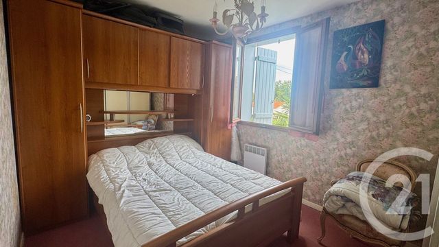 maison à vendre - 5 pièces - 90.15 m2 - FONTCOUVERTE - 17 - POITOU-CHARENTES - Century 21 Agence De L'Europe