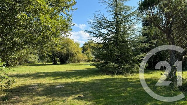 maison à vendre - 5 pièces - 90.15 m2 - FONTCOUVERTE - 17 - POITOU-CHARENTES - Century 21 Agence De L'Europe
