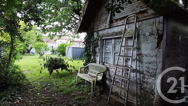maison à vendre - 4 pièces - 56.0 m2 - SAINTES - 17 - POITOU-CHARENTES - Century 21 Agence De L'Europe
