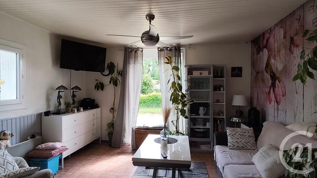 maison à vendre - 4 pièces - 56.0 m2 - SAINTES - 17 - POITOU-CHARENTES - Century 21 Agence De L'Europe