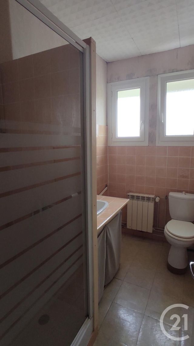 maison à vendre - 8 pièces - 126.0 m2 - SAINTES - 17 - POITOU-CHARENTES - Century 21 Agence De L'Europe