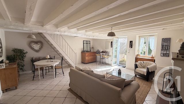maison à vendre - 6 pièces - 171.0 m2 - CHANIERS - 17 - POITOU-CHARENTES - Century 21 Agence De L'Europe