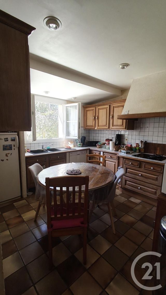 maison à vendre - 6 pièces - 126.0 m2 - LA CHAPELLE DES POTS - 17 - POITOU-CHARENTES - Century 21 Agence De L'Europe