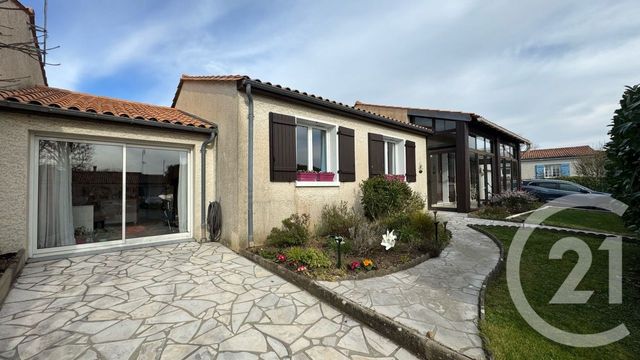 maison - CHANIERS - 17