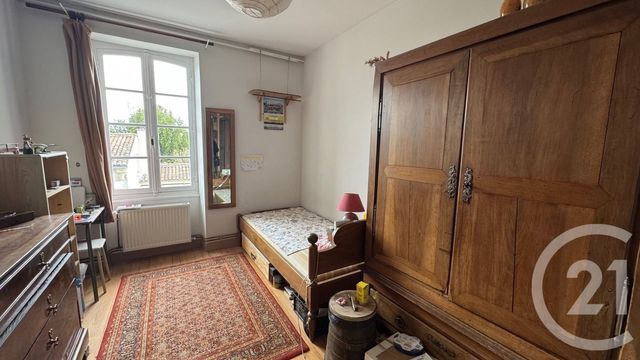 maison à vendre - 6 pièces - 140.0 m2 - PREGUILLAC - 17 - POITOU-CHARENTES - Century 21 Agence De L'Europe