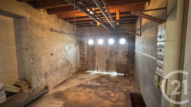 maison à vendre - 6 pièces - 140.0 m2 - SAINTES - 17 - POITOU-CHARENTES - Century 21 Agence De L'Europe