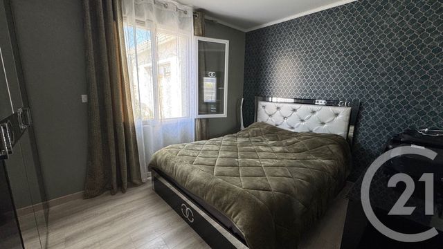 maison à vendre - 5 pièces - 116.94 m2 - SAINTES - 17 - POITOU-CHARENTES - Century 21 Agence De L'Europe