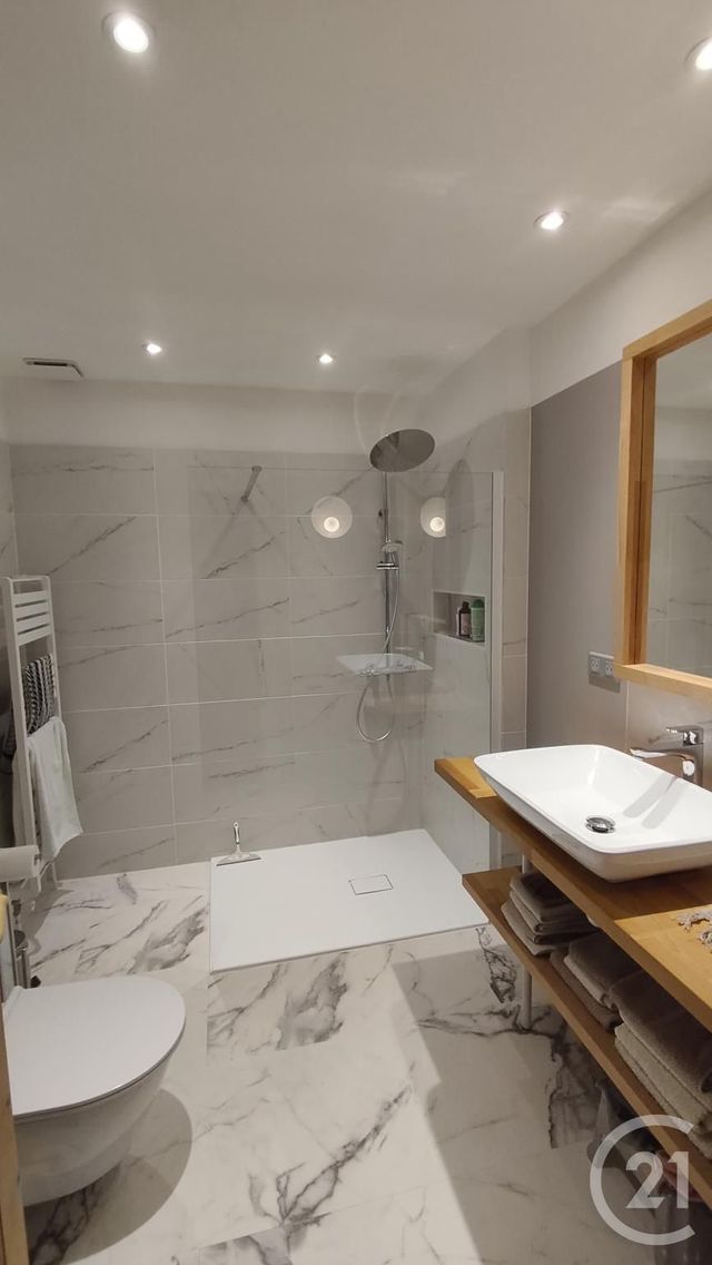 Afficher la photo en grand maison à vendre - 6 pièces - 147.05 m2 - SAINTES - 17 - POITOU-CHARENTES - Century 21 Agence De L'Europe