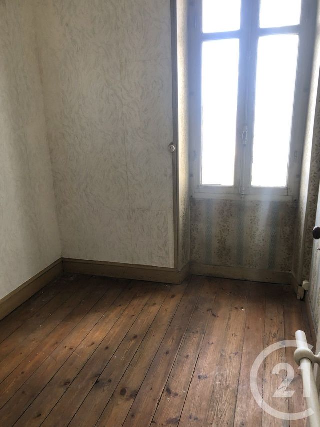 maison à vendre - 5 pièces - 76.96 m2 - SAINTES - 17 - POITOU-CHARENTES - Century 21 Agence De L'Europe