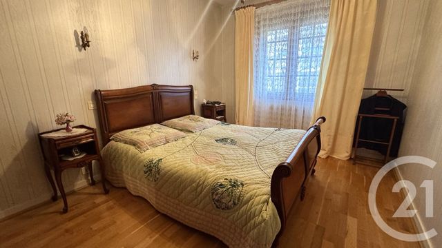 maison à vendre - 4 pièces - 89.57 m2 - SAINTES - 17 - POITOU-CHARENTES - Century 21 Agence De L'Europe