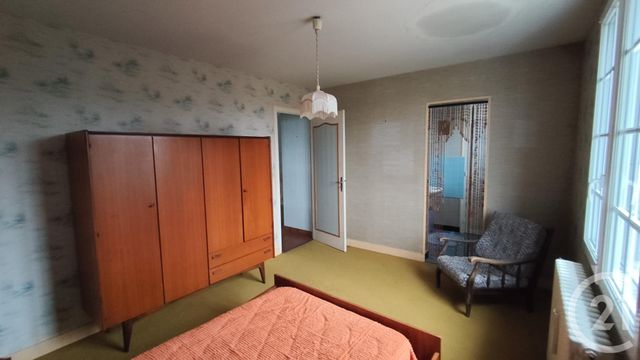 maison à vendre - 7 pièces - 170.97 m2 - SAINTES - 17 - POITOU-CHARENTES - Century 21 Agence De L'Europe