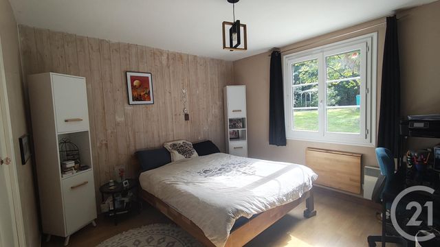 maison à vendre - 5 pièces - 100.0 m2 - CHERMIGNAC - 17 - POITOU-CHARENTES - Century 21 Agence De L'Europe