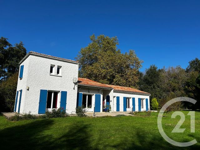 maison à vendre - 6 pièces - 144.0 m2 - CRAVANS - 17 - POITOU-CHARENTES - Century 21 Agence De L'Europe