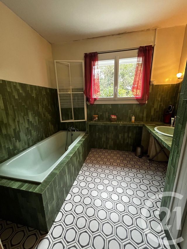 maison à vendre - 6 pièces - 144.0 m2 - CRAVANS - 17 - POITOU-CHARENTES - Century 21 Agence De L'Europe