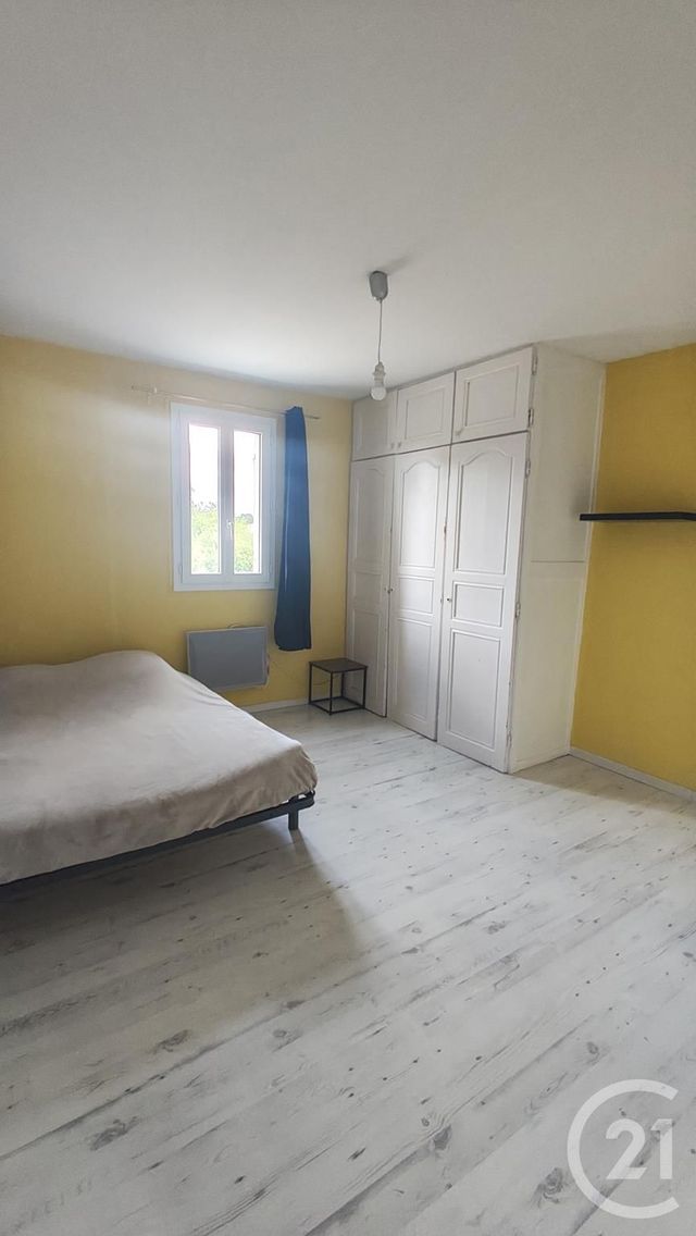 Afficher la photo en grand maison à vendre - 6 pièces - 150.0 m2 - CRAZANNES - 17 - POITOU-CHARENTES - Century 21 Agence De L'Europe