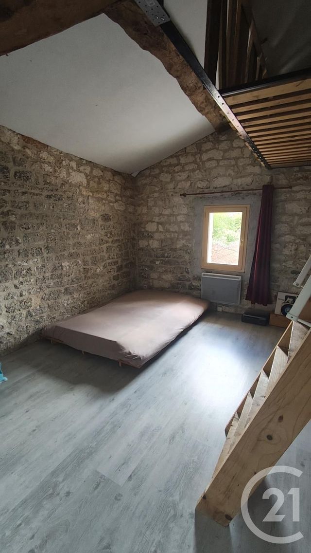 Afficher la photo en grand maison à vendre - 6 pièces - 150.0 m2 - CRAZANNES - 17 - POITOU-CHARENTES - Century 21 Agence De L'Europe